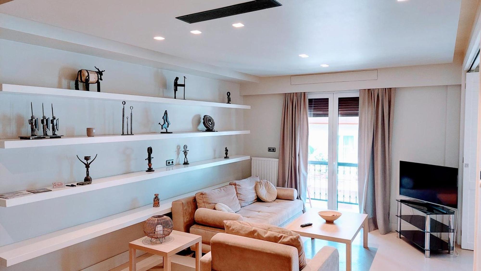Luxurious Minimal Apartment In Acropolis 아테네 외부 사진