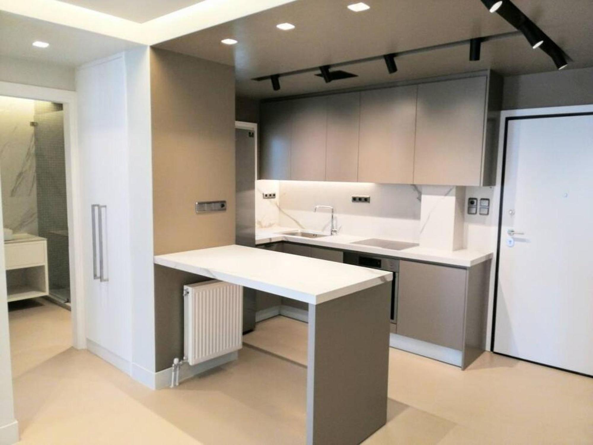 Luxurious Minimal Apartment In Acropolis 아테네 외부 사진